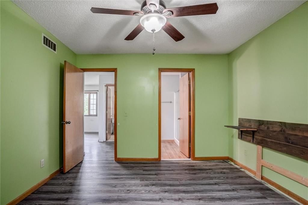 400 Patricia Street — photo 17