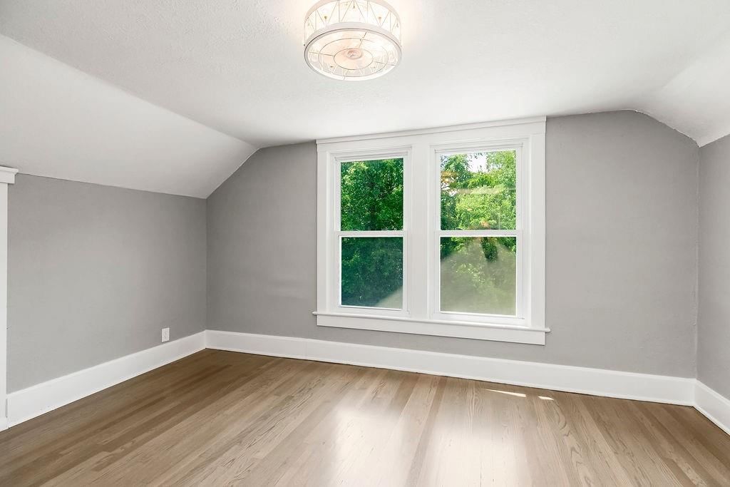 2216 N 55th Street — photo 12
