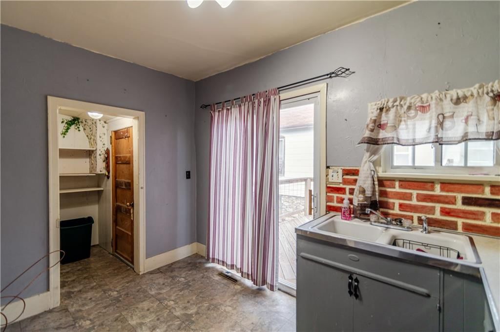1134 Atchison Street — photo 38