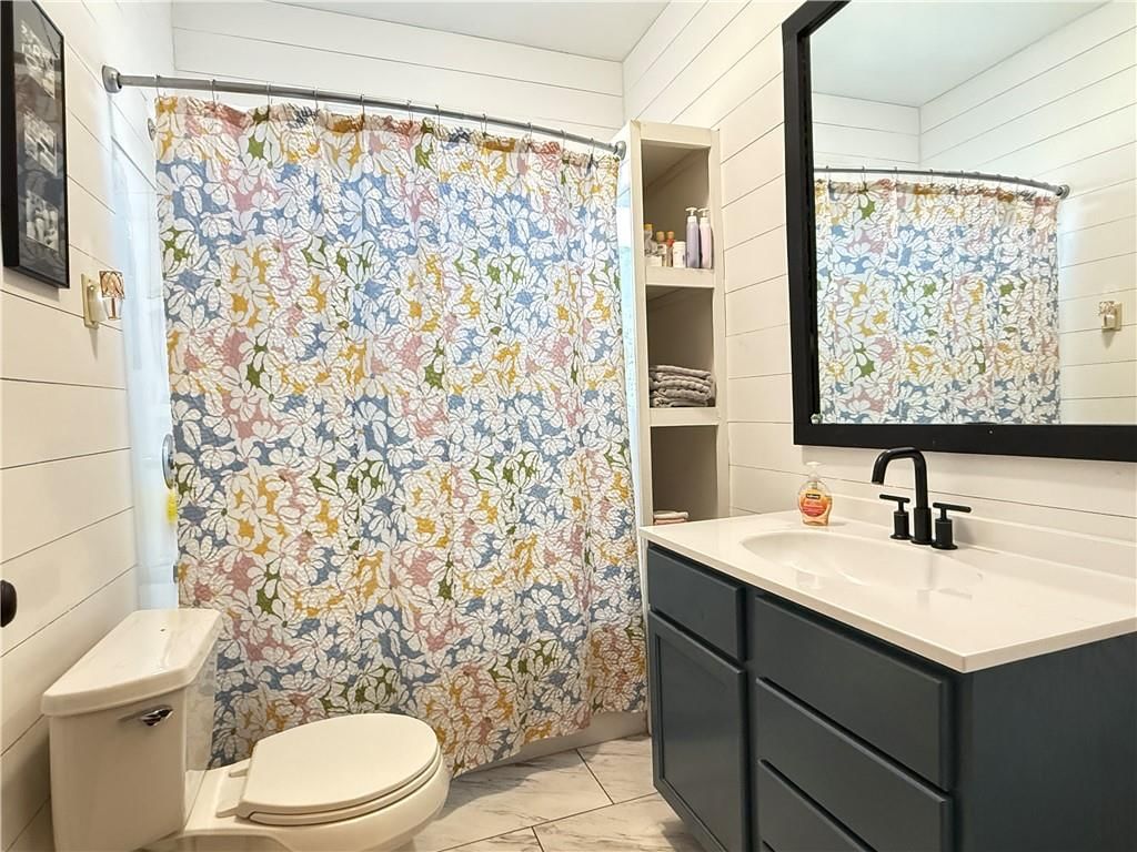 910 N Lynn Street — photo 14