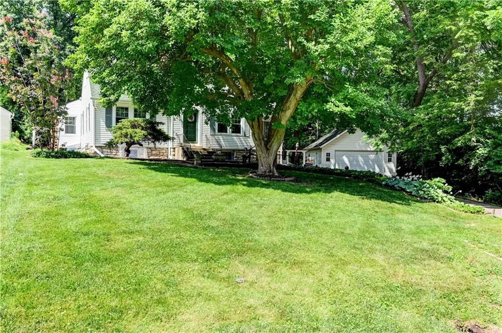 845 W 30th Street — photo 25