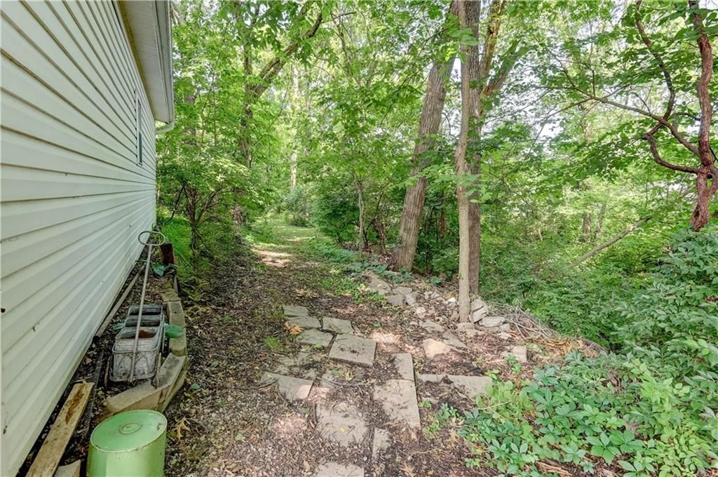 845 W 30th Street — photo 27