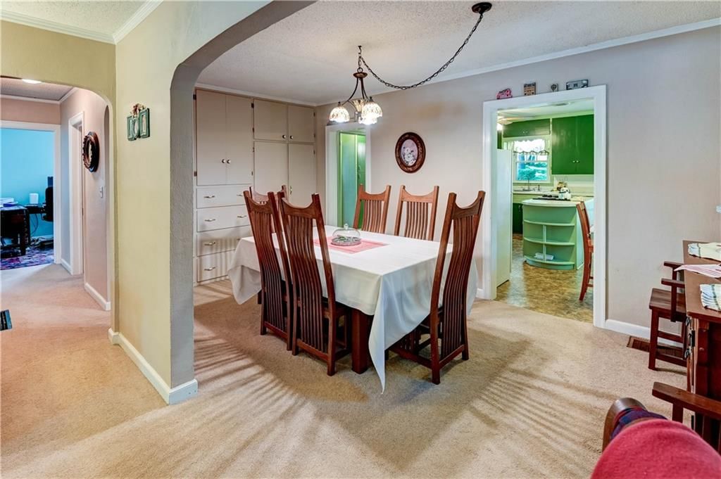 845 W 30th Street — photo 36