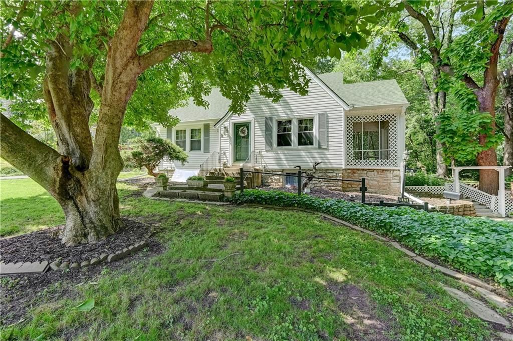 845 W 30th Street — photo 6
