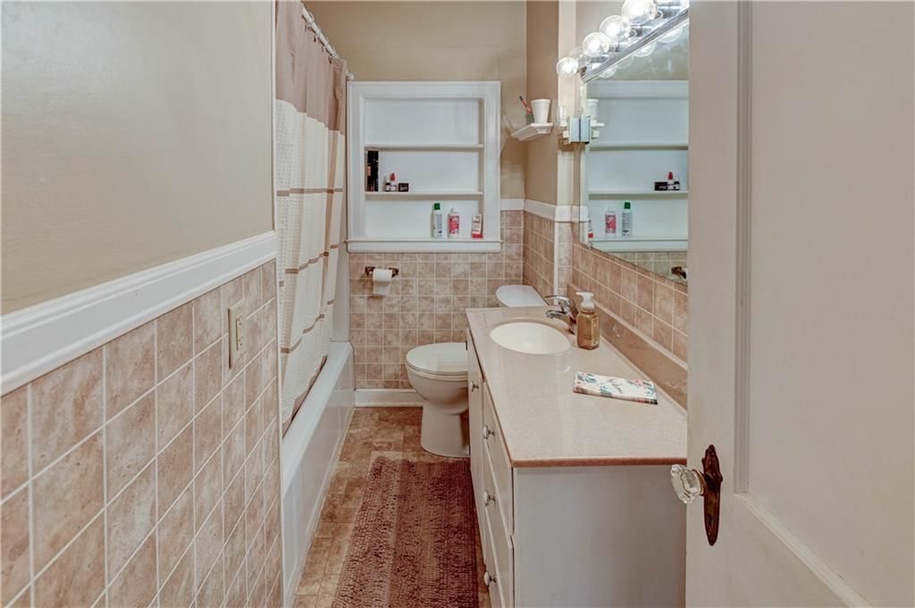 845 W 30th Street — photo 67