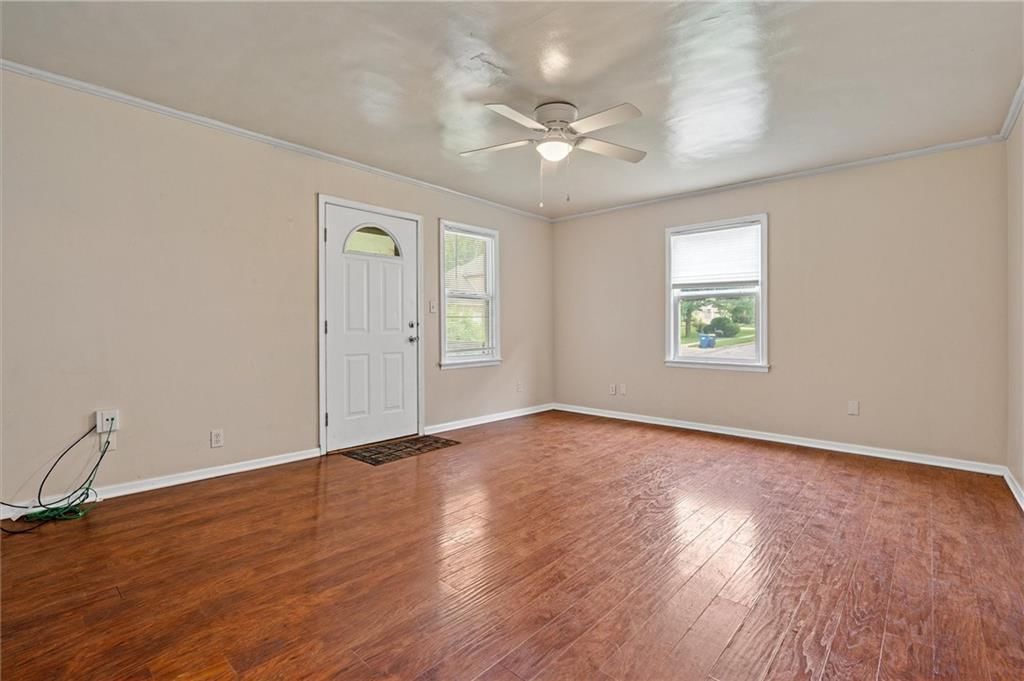 815 N Ridge Avenue — photo 8