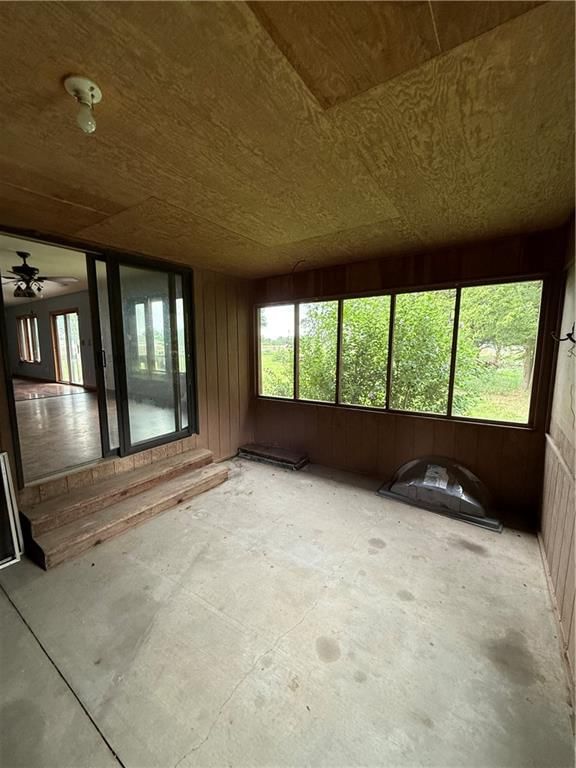 1011 N Arrowhead Drive — photo 17