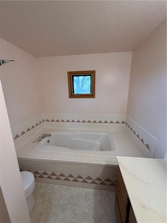 1011 N Arrowhead Drive — photo 25