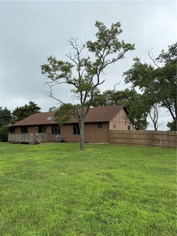 1011 N Arrowhead Drive — photo 47
