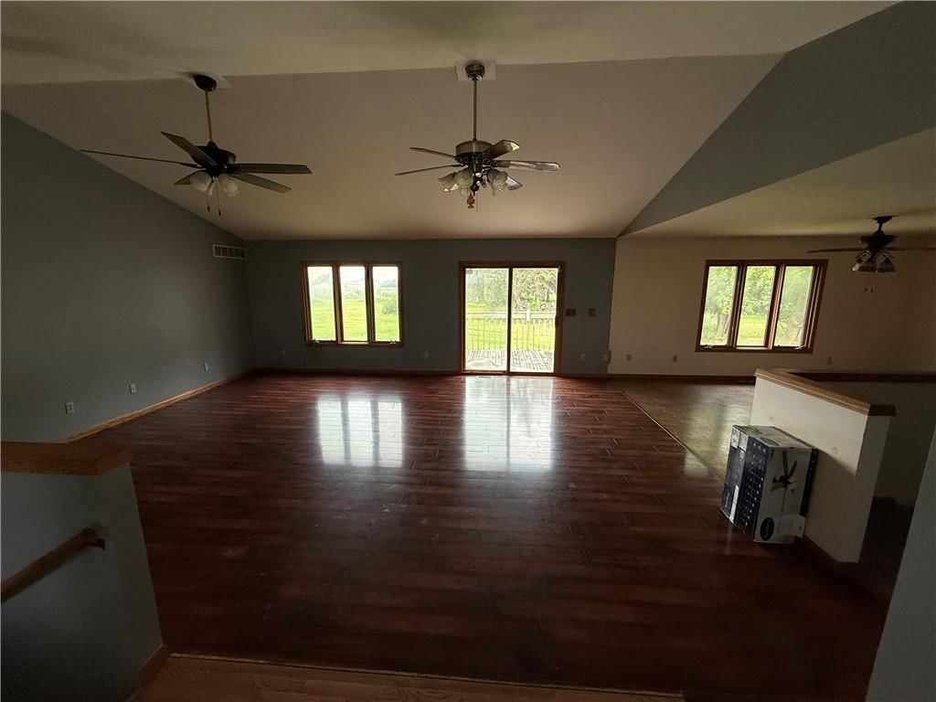 1011 N Arrowhead Drive — photo 6