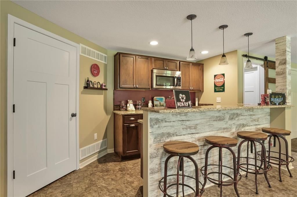 4521 LAKECREST Drive — photo 33