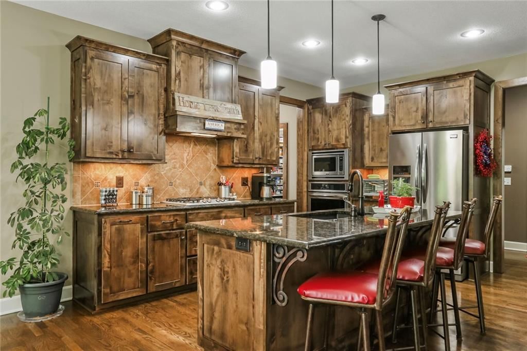 4521 LAKECREST Drive — photo 8