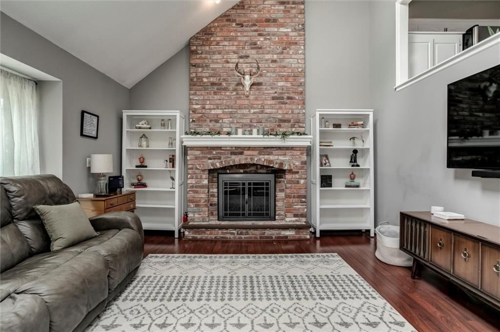 15023 W 83rd Place — photo 6