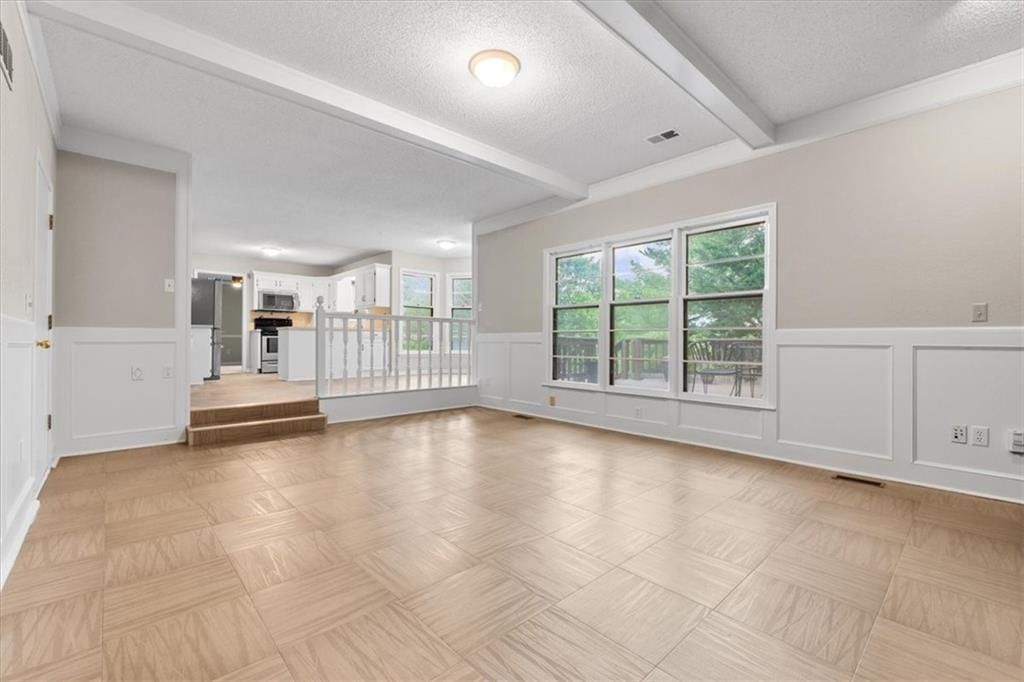 13942 W 113th Street — photo 11