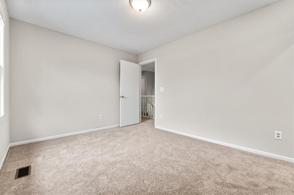 13942 W 113th Street — photo 31