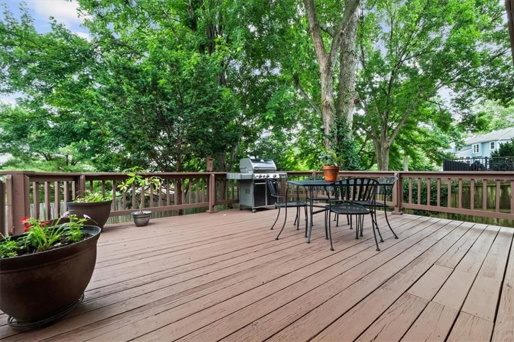 13942 W 113th Street — photo 38