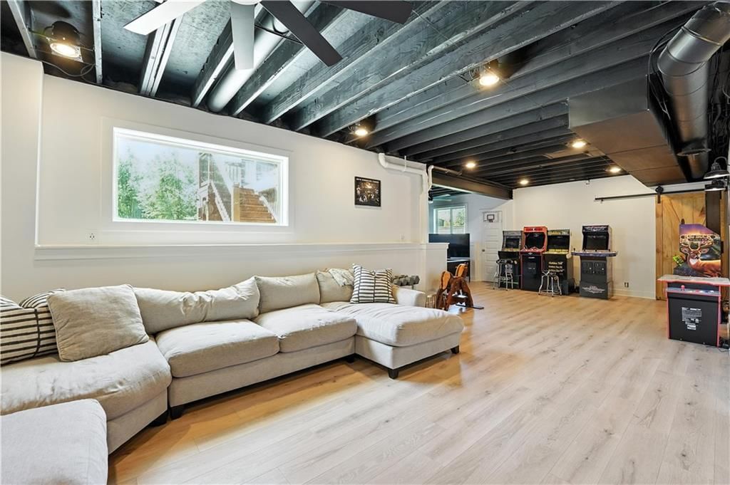 2413 NE 112th Street — photo 46