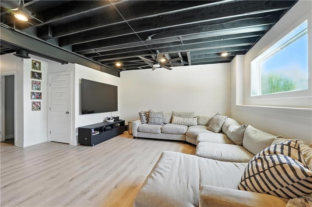 2413 NE 112th Street — photo 48