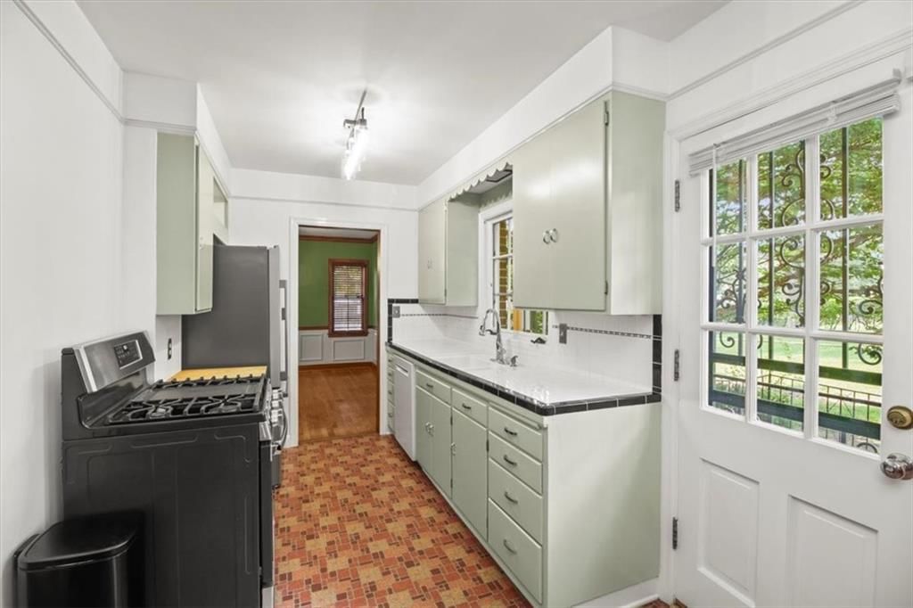 801 E Manor Road — photo 13