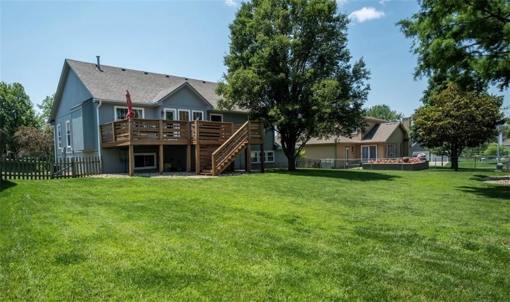 303 Shoreview Drive — photo 41