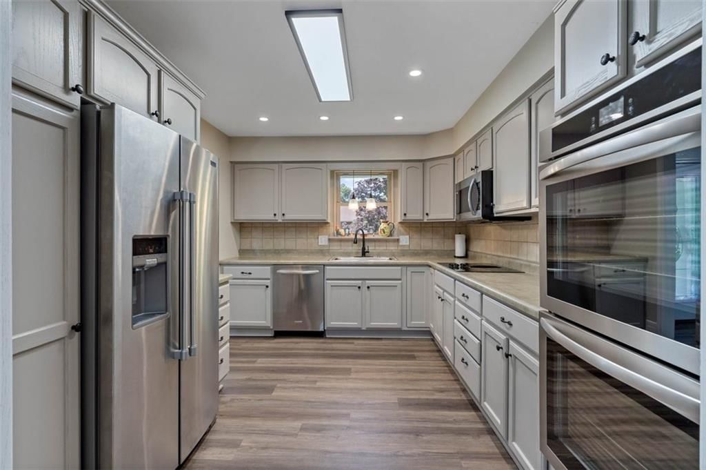2816 SE 6th Street — photo 12