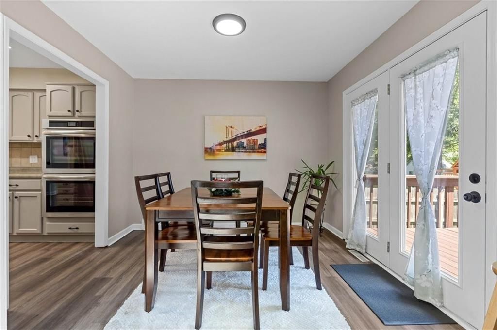 2816 SE 6th Street — photo 9