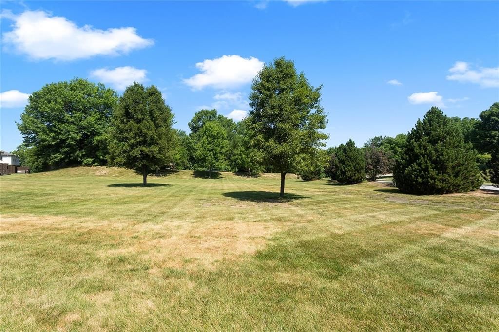 1347 NW Hidden Ridge Circle — photo 24