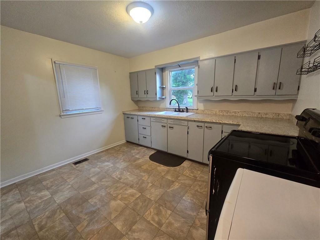 107 N 25th Street — photo 14