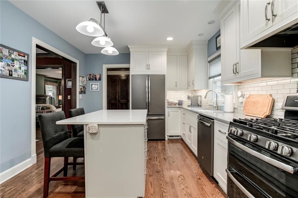 6033 Central Street — photo 15