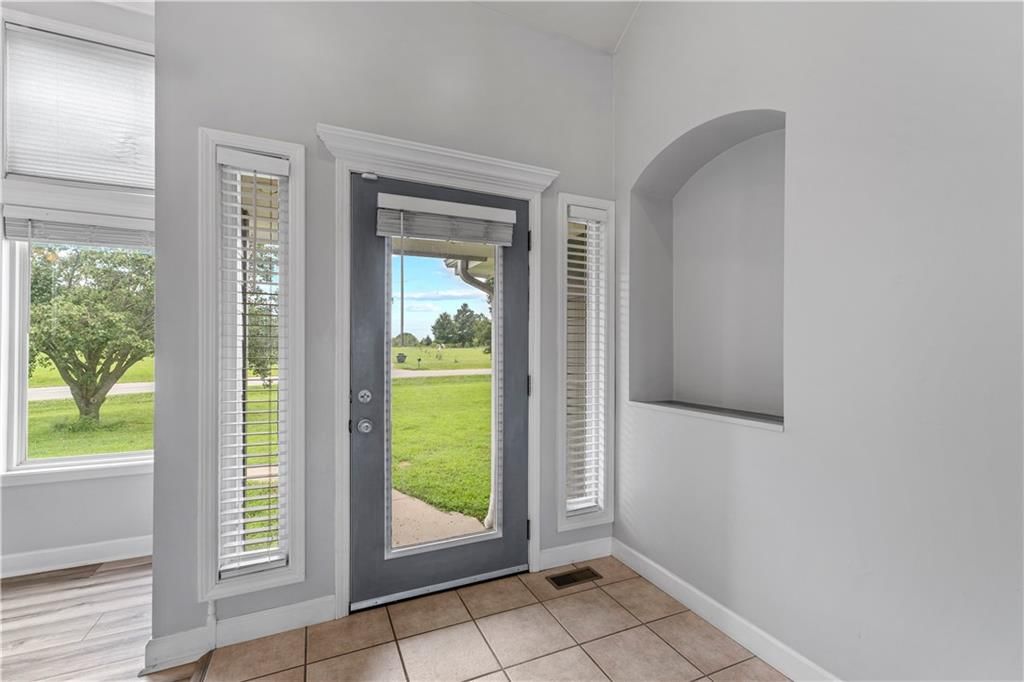 13785 E Nelson Road — photo 4