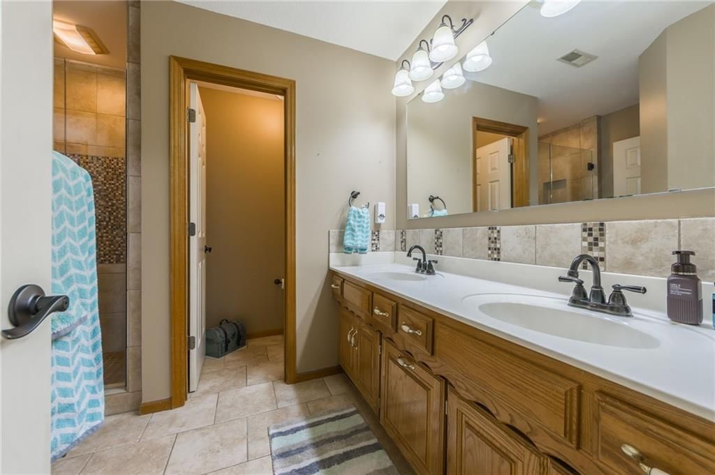 2621 SE 5th Street — photo 34