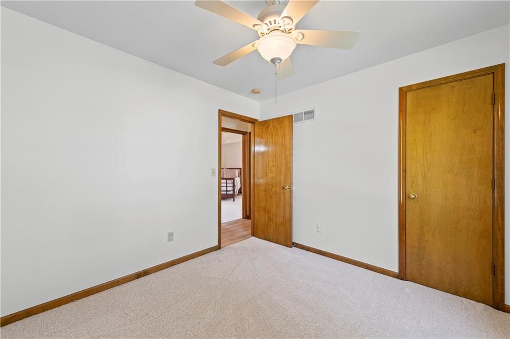 215 Pinetree Drive — photo 19