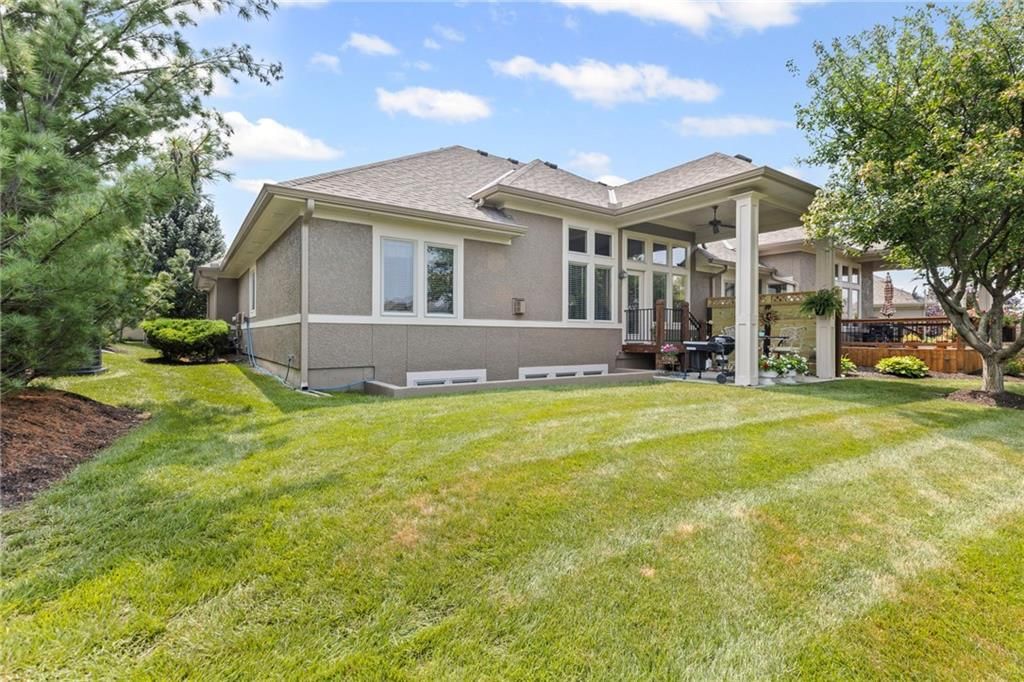 Photo 31 of 37 - 24570 W 110th Street