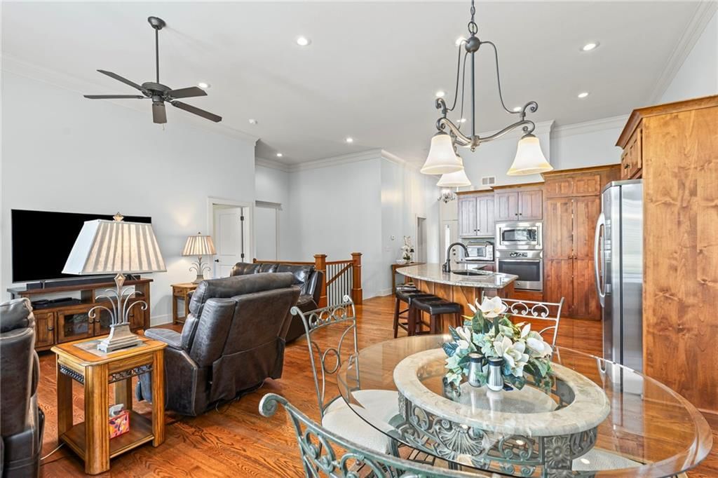 Photo 9 of 37 - 24570 W 110th Street