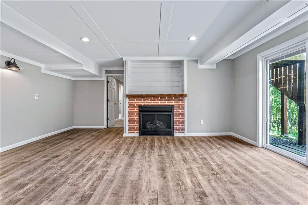 207 Sugarland Drive — photo 24