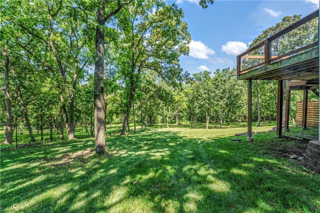 207 Sugarland Drive — photo 33