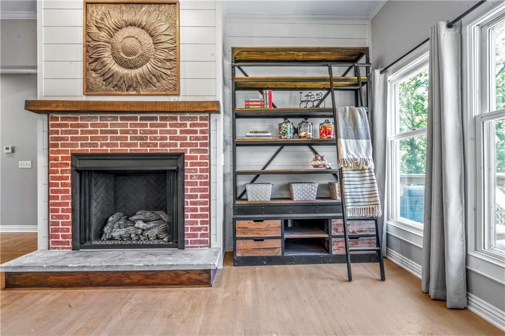 207 Sugarland Drive — photo 6