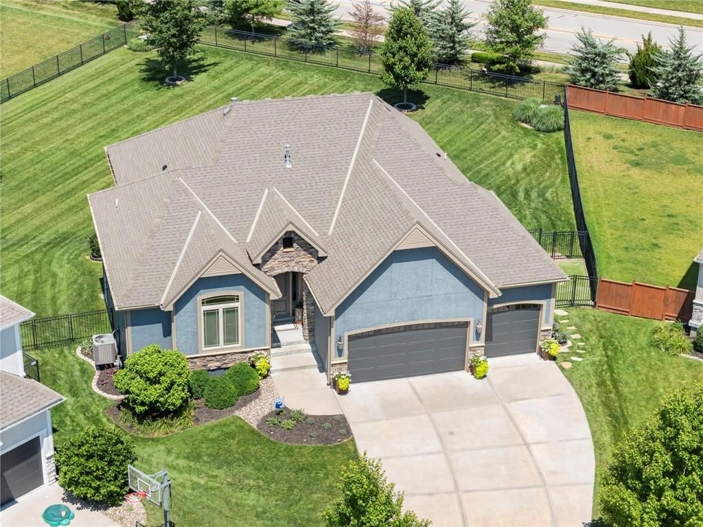 15992 W 173rd Court — photo 5