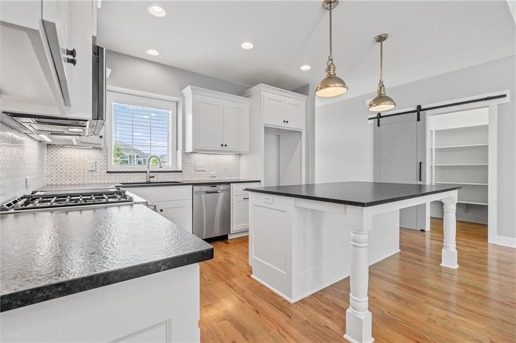 11322 Brome Drive — photo 15