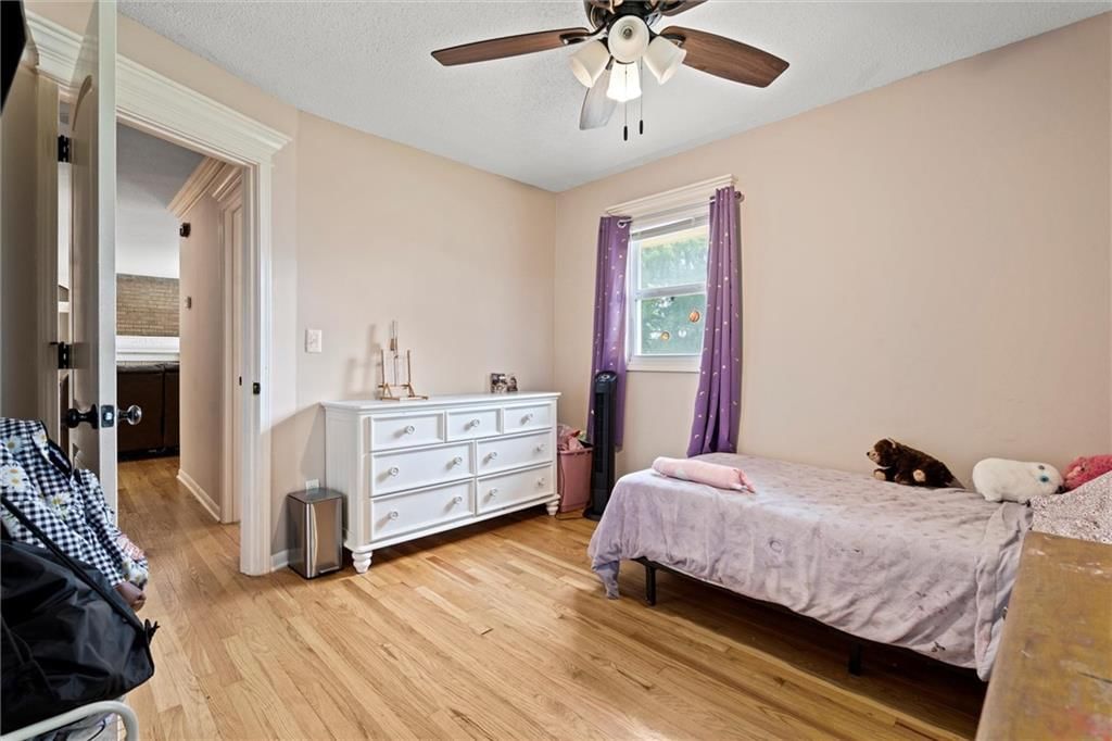 6738 N Madison Avenue — photo 23