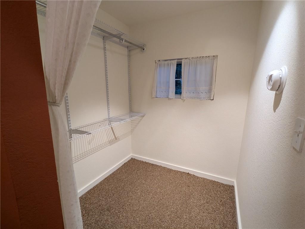 616 S Barrett Avenue — photo 10