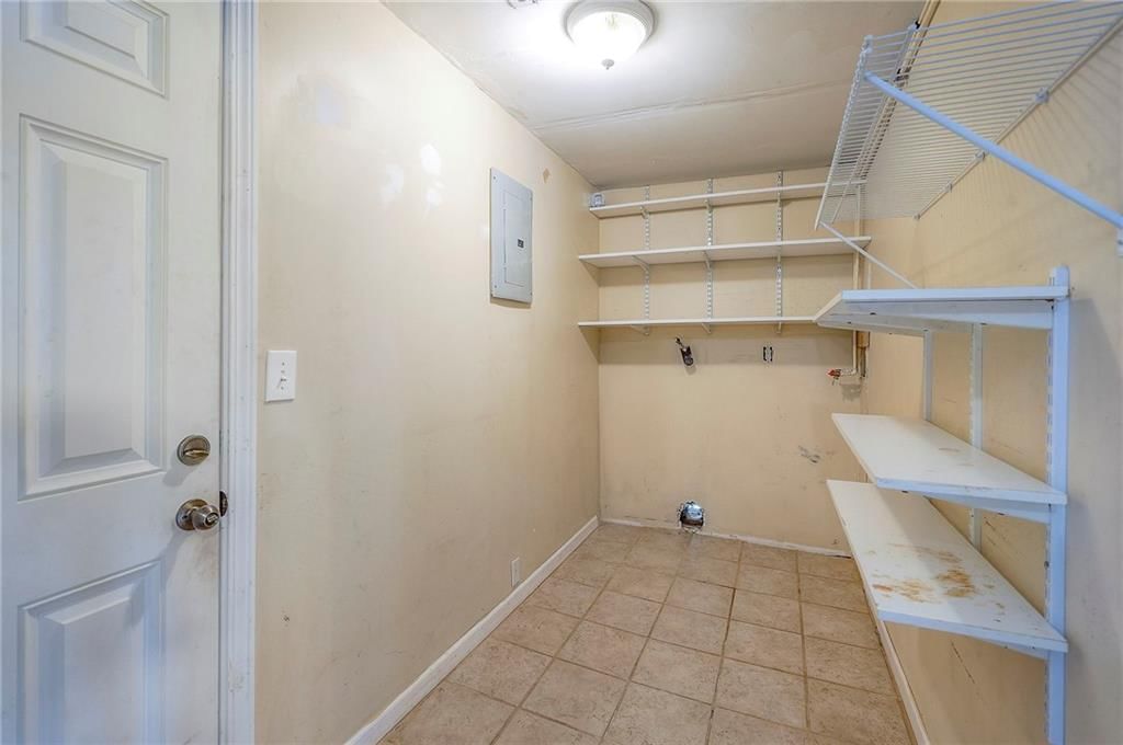 7028 Walmer Street — photo 6