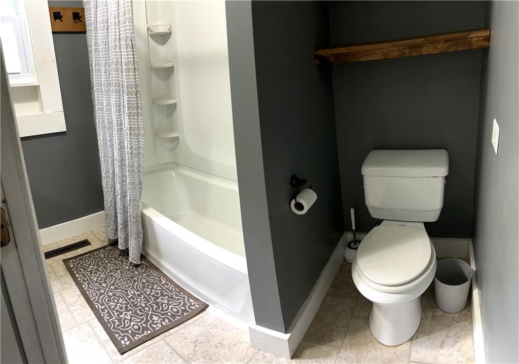 108 W Main Street — photo 20