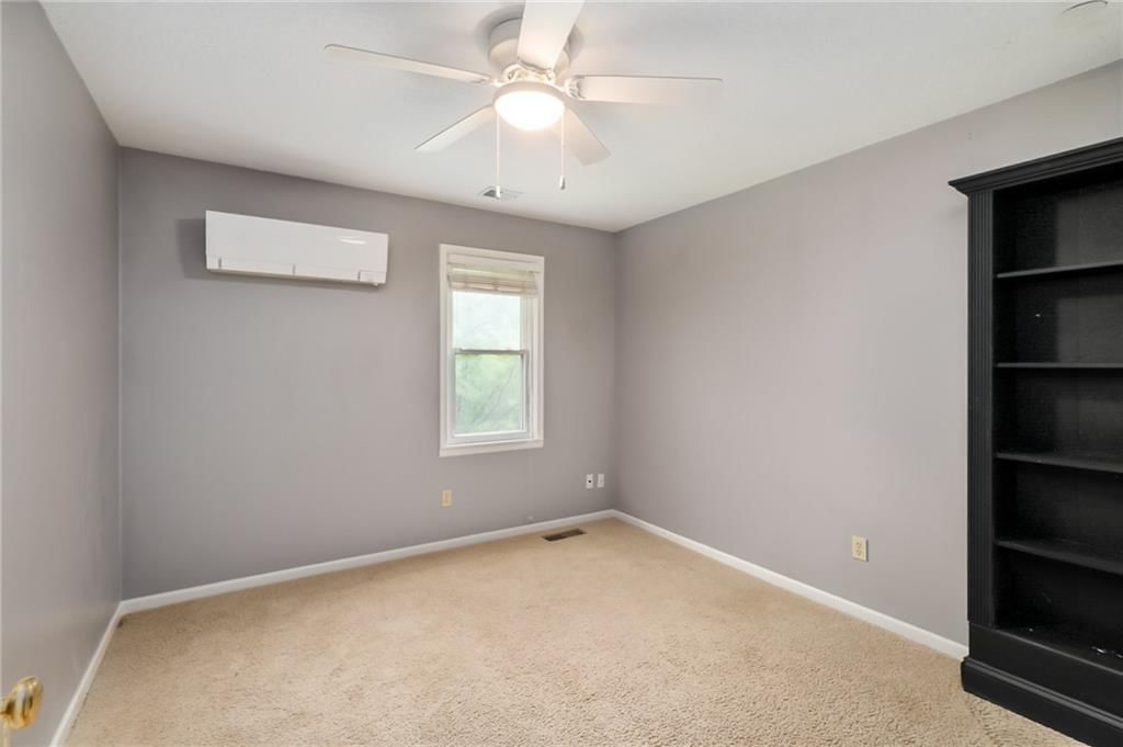 2909 Oxford Road — photo 20