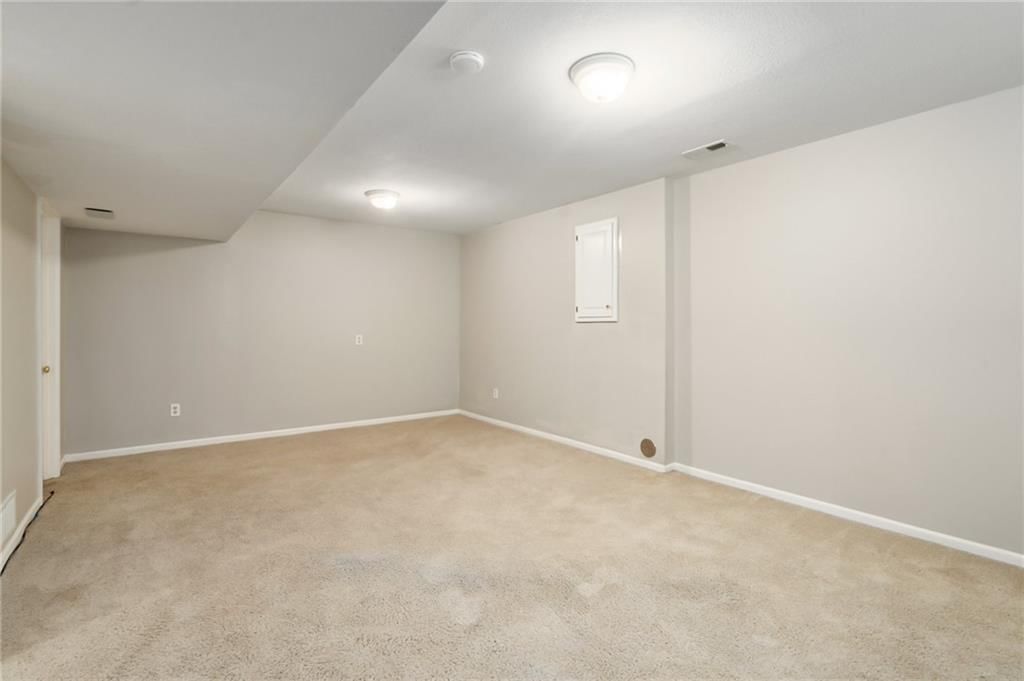 2909 Oxford Road — photo 26