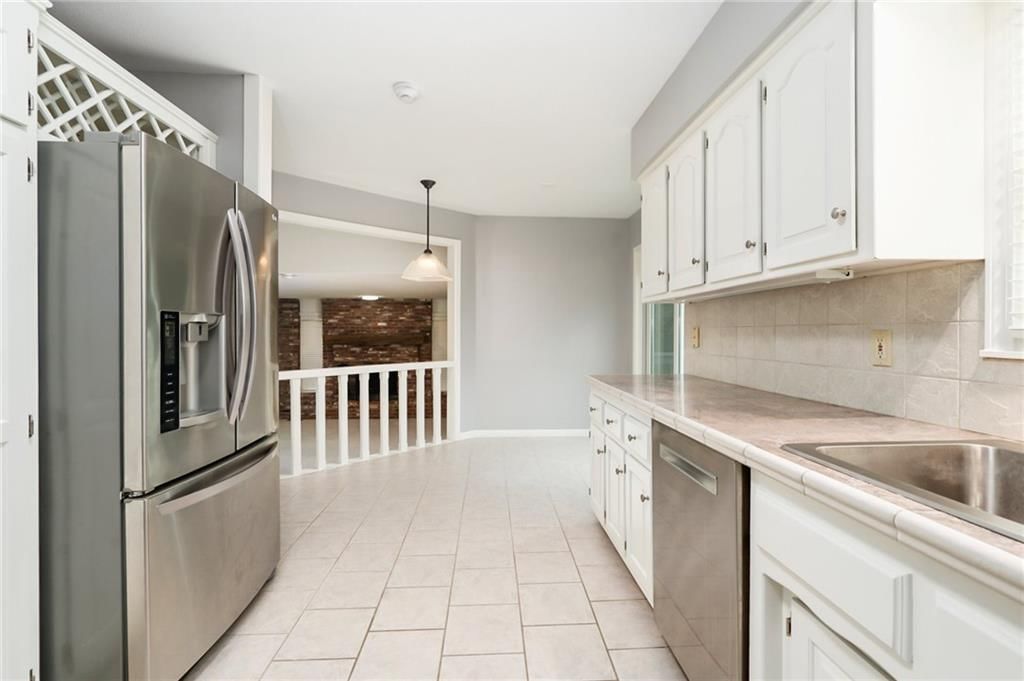 2909 Oxford Road — photo 9