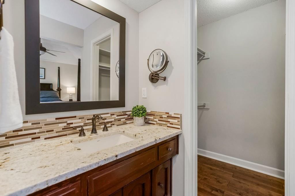 10241 Hauser Street — photo 12