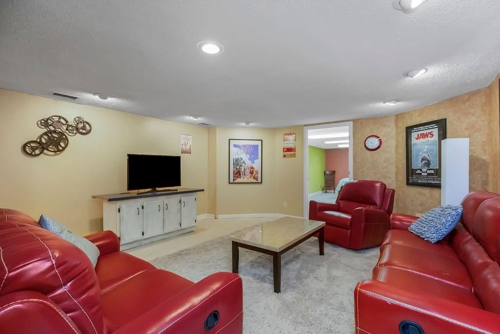 10241 Hauser Street — photo 16