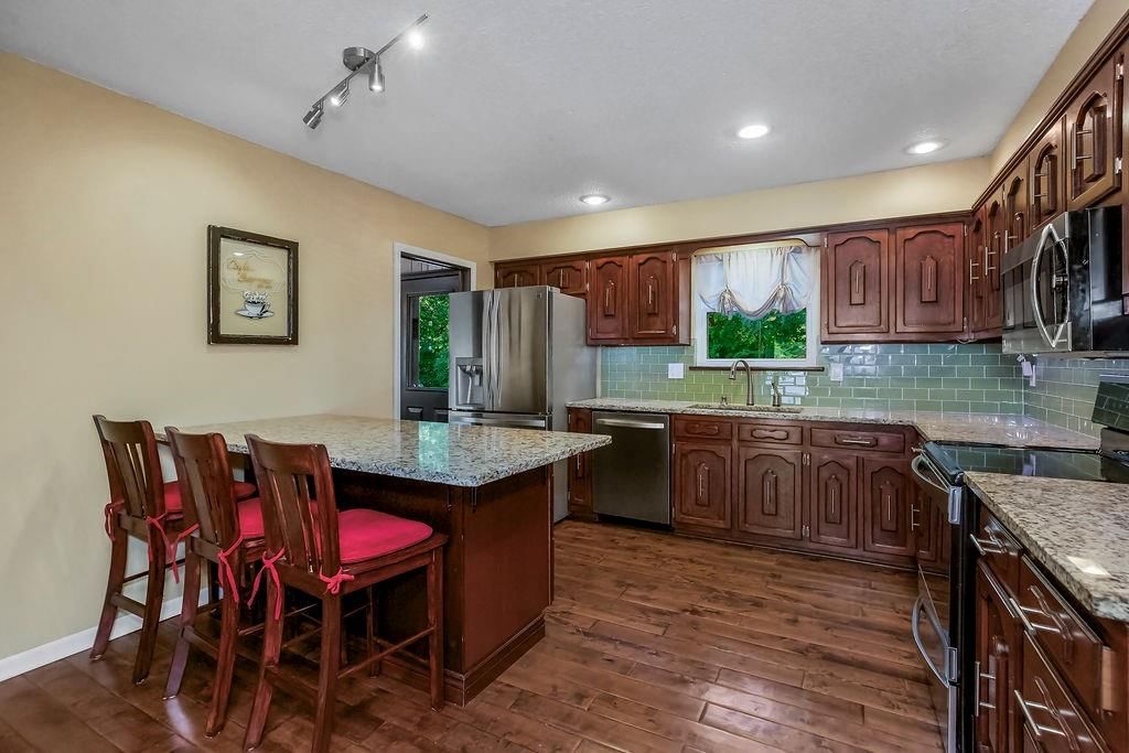 10241 Hauser Street — photo 4