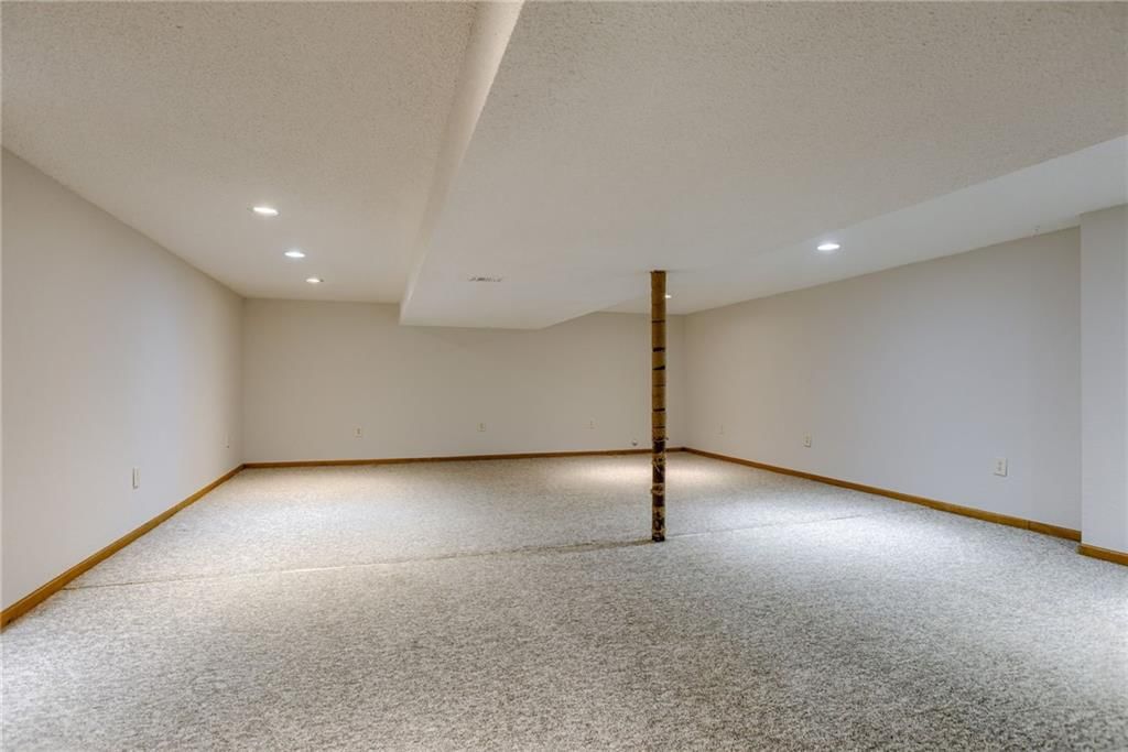 7414 Halsey Street — photo 25